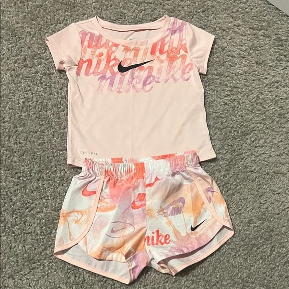 Nike Light Pink Dri-FIT Toddler set - Picture 1 of 8